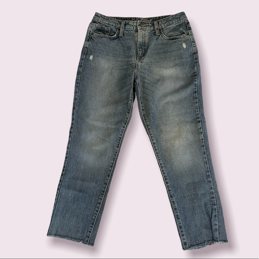 Universal Thread High Rise Straight Leg Distressed Fade Jeans Size 4/27L